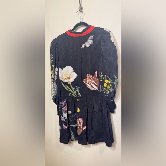 Alice + Olivia Essential Floral Bertha Blouson-Sleeve Mini Shirtdress - Picture 9 of 9